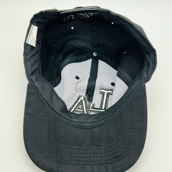 FLAG & SYMBOL MENS BLACK SNAPBACK LA ADJUSTABLE HAT - Picture 6 of 7